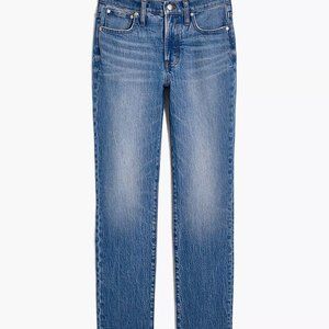 The Petite Mid-Rise Perfect Vintage Jean in Enmore Wash